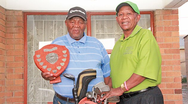 Golf legend honoured … The Bloemfontein golf Club will play host to the peter Itholeng Classic which is staged annually in honour of golf legend, Peter Itholeng (left), pictured here with David Mohlakoana, the tournament organiser
